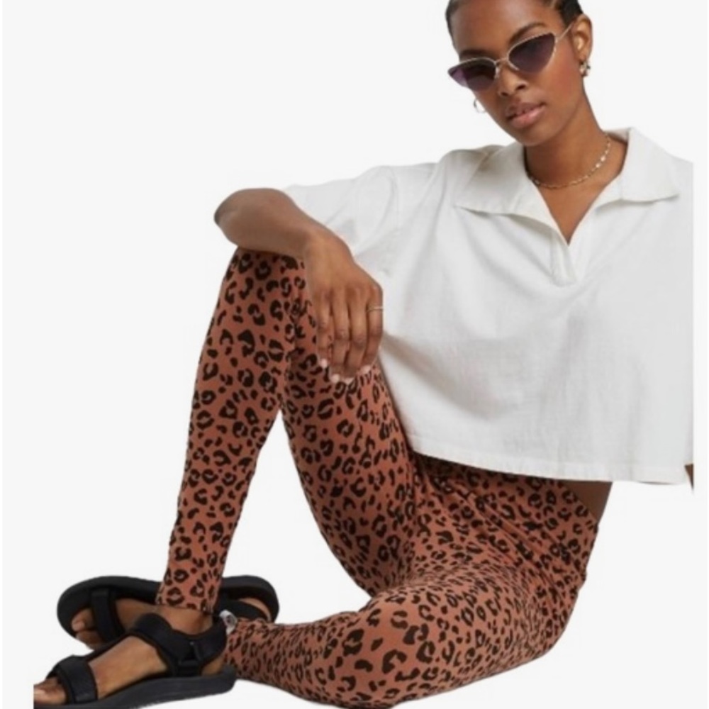 EUC Wild Fable High Rise Full Length
Animal Print Cheetah Leggings